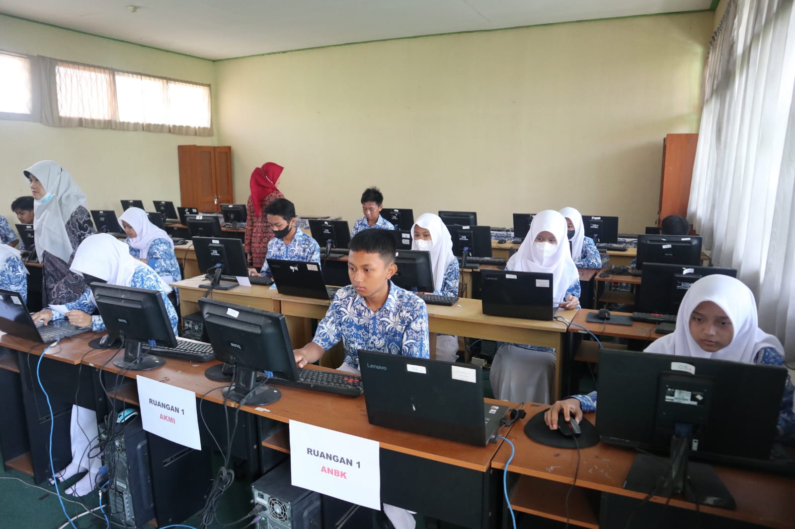 MTsN KOTA CIMAHI LAKSANAKAN ANBK TAHUN 2022 MTsN KOTA CIMAHI LAKSANAKAN ANBK TAHUN 2022