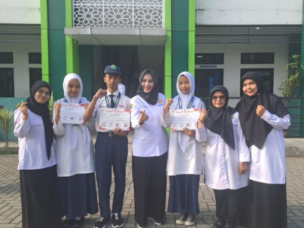 Prestasi Tingkat Nasional Kembali Diraih Siswa MTsN Kota Cimahi