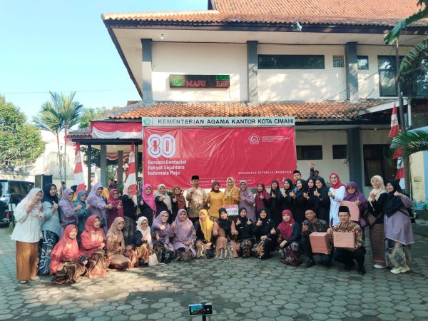 Guru MTsN Borong 7 Kejuaraan Lomba Agustusan Tingkat Kota Cimahi