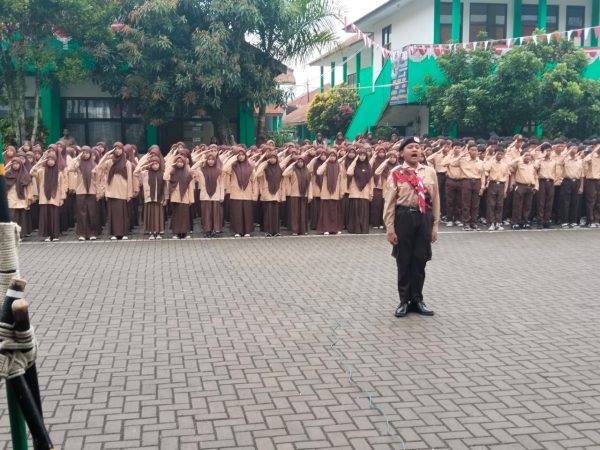 Kemah Blok Pramuka MTsN Kota Cimahi