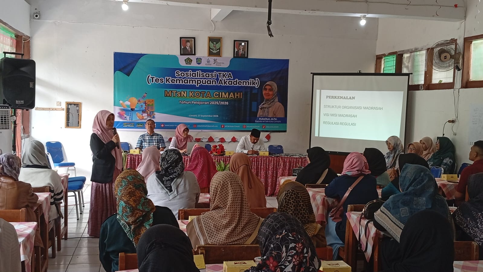 MTsN Kota Cimahi Gelar Sosialisasi Tes Kemampuan Akademik untuk Orang Tua Siswa Dengan Narasumber Kepala Madrasah MTsN Kota Cimahi Gelar Sosialisasi Tes Kemampuan Akademik untuk Orang Tua Siswa Dengan Narasumber Kepala Madrasah