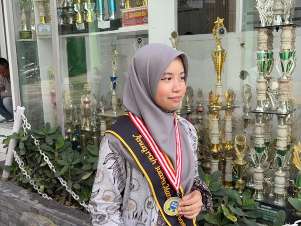 Qanita Rahma: Jejak Gemilang Alumni MTsN Cimahi dalam Panggung Internasional
