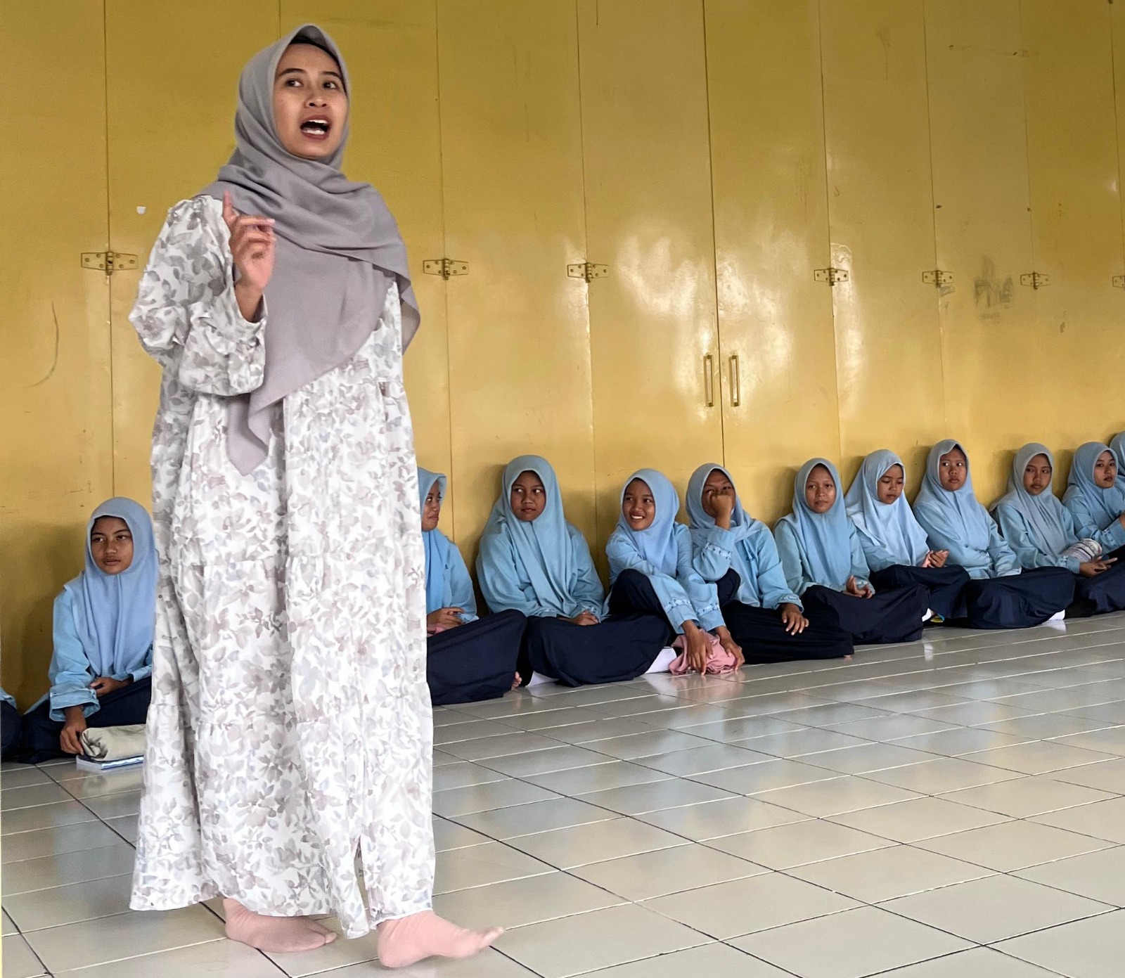 Nurul Andriyani: "Jaga Hati dan Pikiran, Jadilah Siswi Bahagia di Madrasah"