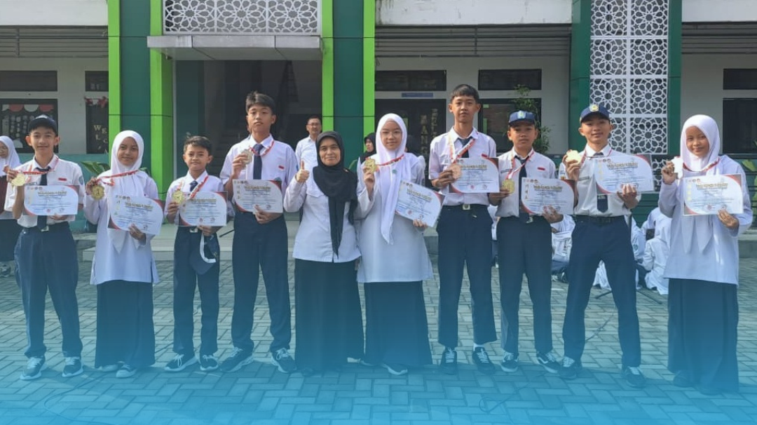 Membanggakan ! Siswa MTsN Kota Cimahi Gondol 9 Medali Kejuaraan Taekwondo Se-Jawa Barat