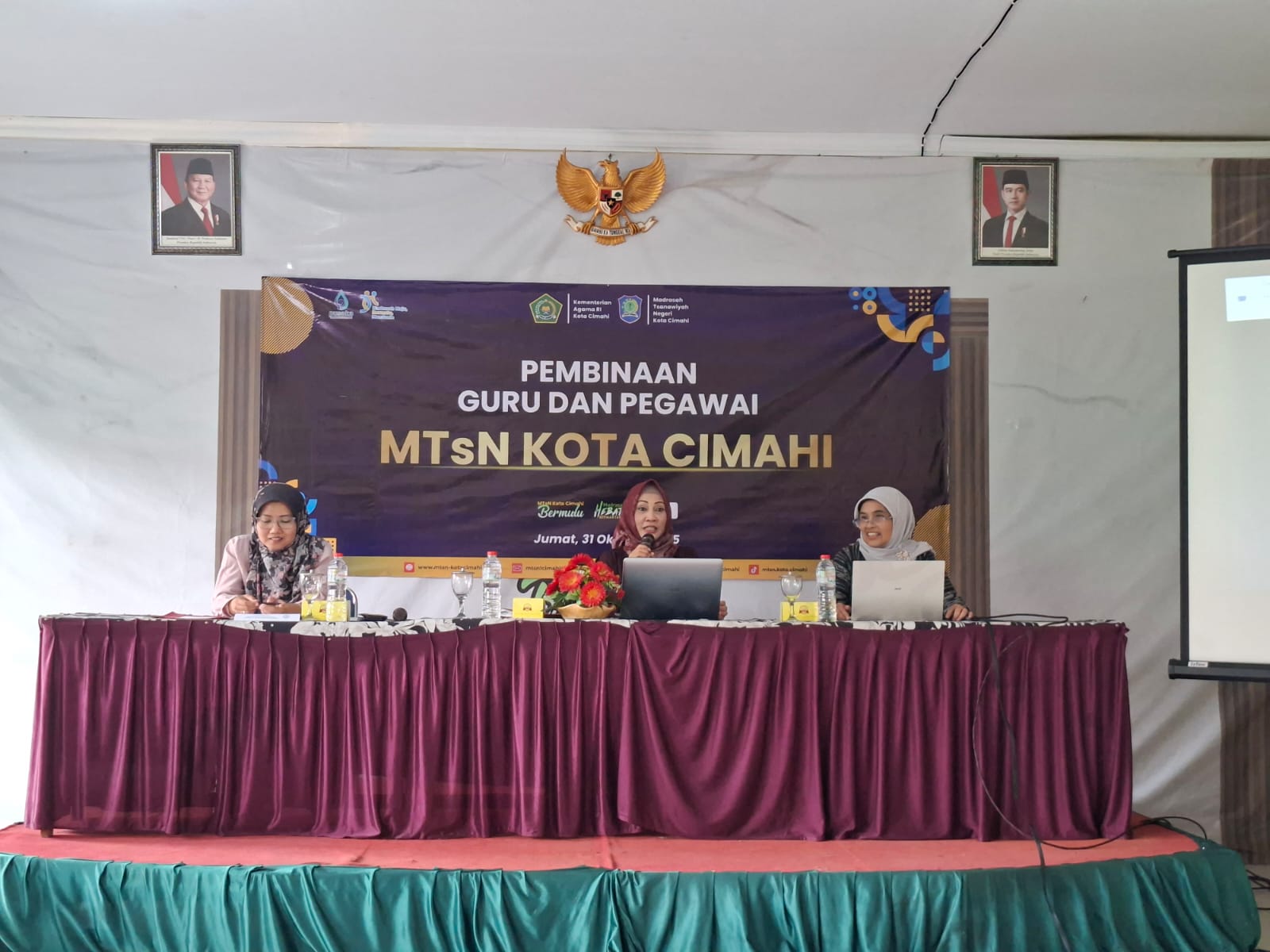 Guru Adaptif, Siswa Bahagia: Pembinaan oleh Kasi Penmad Kemenag Kota Cimahi Guru Adaptif, Siswa Bahagia: Pembinaan oleh Kasi Penmad Kemenag Kota Cimahi