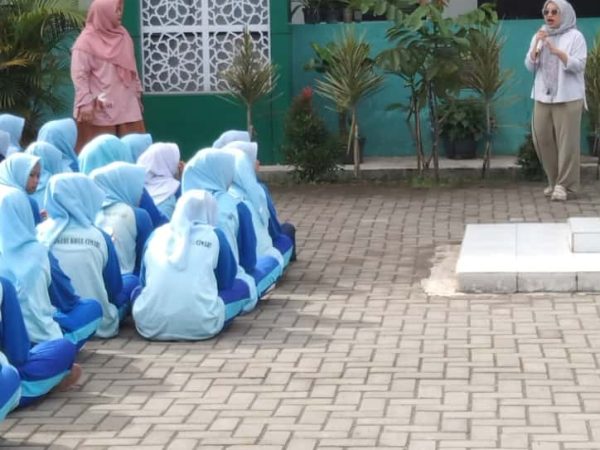 MTsN Kota Cimahi Bersama Puskesmas Cibeber Gelar “Aksi Bergizi” Nasional: Wujudkan Remaja Sehat, Aktif, dan Berdaya